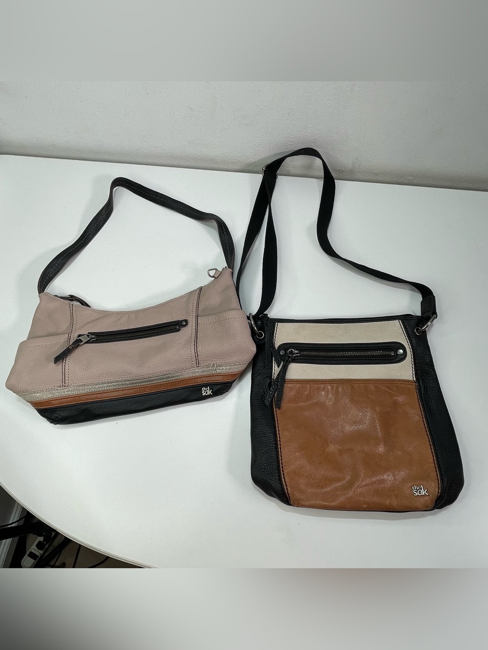 lot 2 The Sak Shoulder Hobo Bag Pebbled Leather Color Block Neutrals Boho